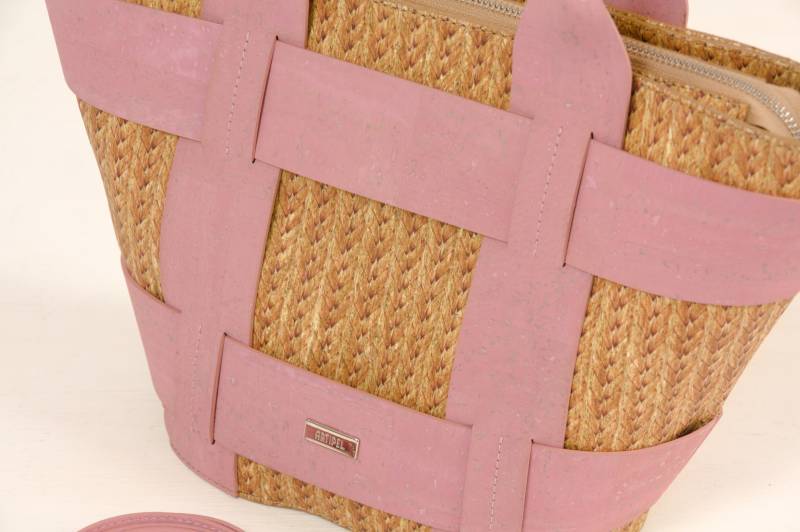 WELTNEUHEIT - Handtaschen aus Weizen und Kork